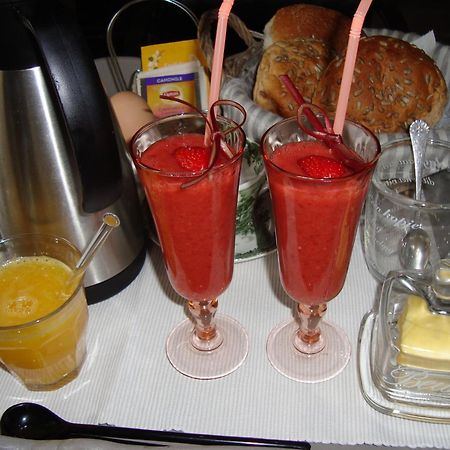 Bed And Breakfast De Zwanebloem エルブルグ エクステリア 写真
